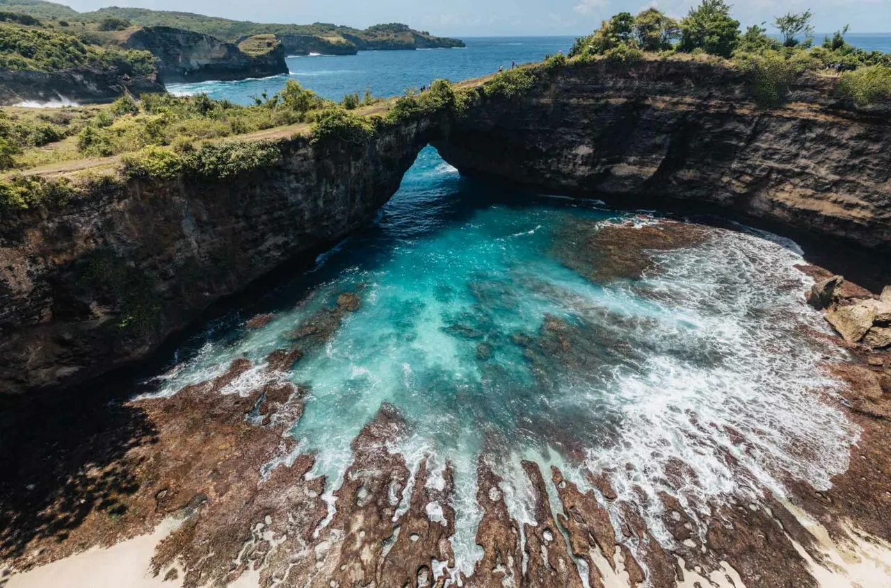 Exploring the Natural Arch and Rock Formations Broken Beach the Natural Arch and Rock Formations