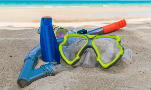 Mask and snorkel